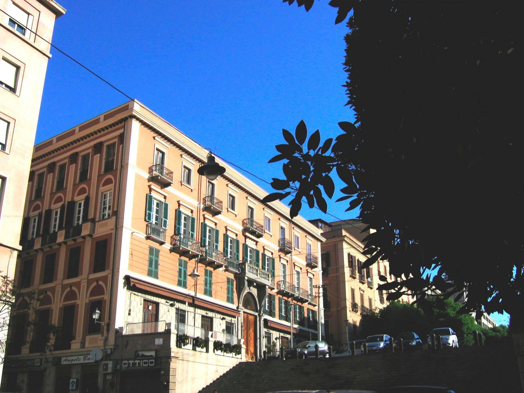 Hotel Ca' Del Sol Cagliari Exterior foto